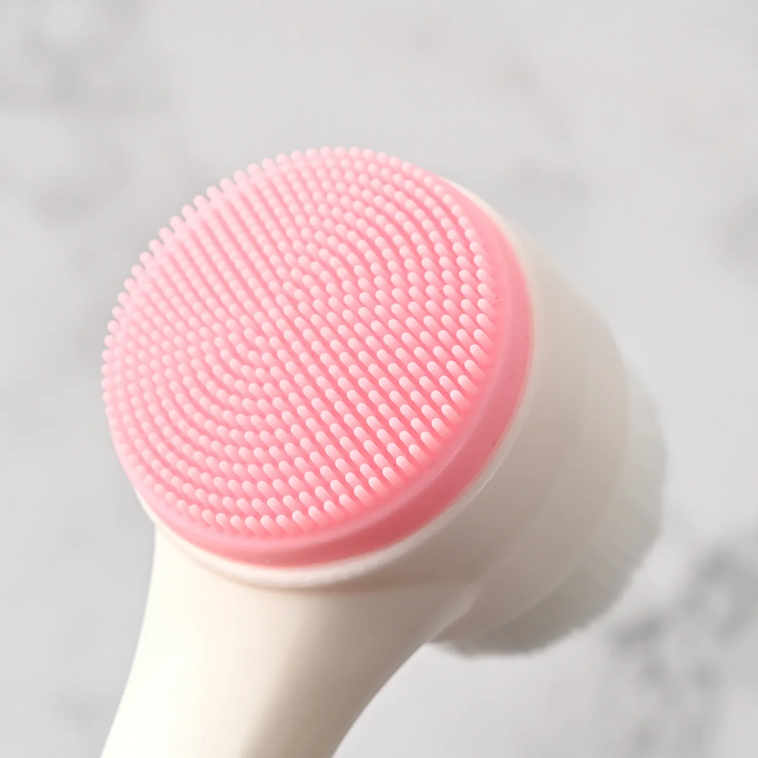 ซิลิโคนแปรงทำความสะอาดผิวหน้าด - Silicone Face Scrubber Electric บทวิจารณ์และราคา
